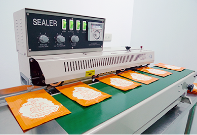 Continuous Sealing Machine